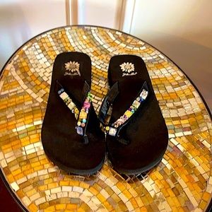 Kids YB flip flops with gems